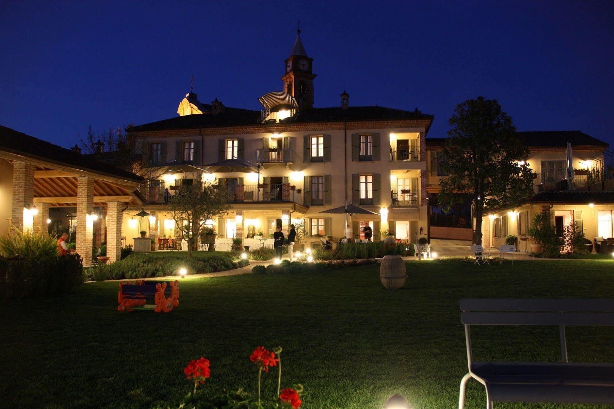 Antica Locanda San Pietro Govone Exterior photo
